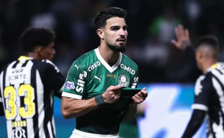 Flaco López: O Artilheiro do Palmeiras em 2025, Mesmo em Fase Decrescente