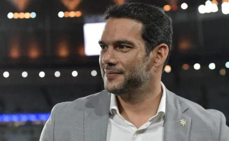 Flamengo apoia CBF no aprimoramento da arbitragem brasileira e destaca resultados positivos