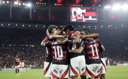 Flamengo: Campeão da Libertadores, Encontra o Lanús na Recopa Sul-Americana de 2026 Flamengo: Campeão da Libertadores, Encontra o Lanús na Recopa Sul-Americana de 2026