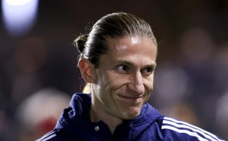Flamengo: Novas Condições na Renovação com Filipe Luís Podem Levar à Saída do Técnico em Dezembro