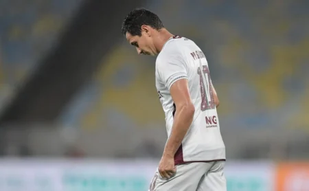 Fluminense planeja estratégia com Ganso para possível saída em 2026