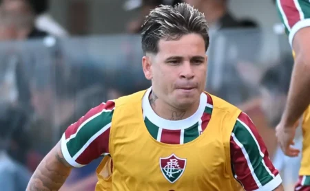 Fluminense Busca Negociar Soteldo para Evitar Dívida Milionária com o Santos