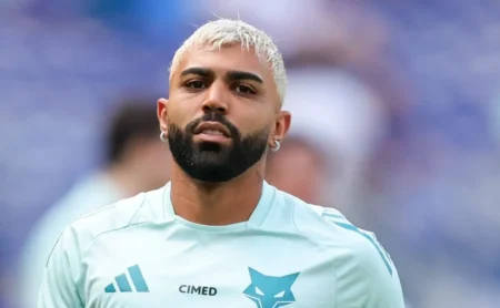 Gabigol Preocupa Leonardo Jardim: Bastidores Quentes Revelados no Cruzeiro