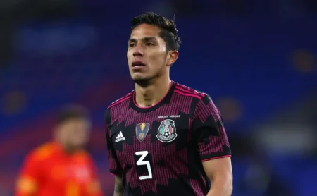 Grêmio mira Carlos Salcedo e pode investir em contratação do zagueiro do Monterrey Grêmio mira Carlos Salcedo e pode investir em contratação do zagueiro do Monterrey