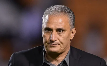 Grêmio prioriza Mano Menezes para 2026, deixando Odorico Roman e Tite de lado Grêmio prioriza Mano Menezes para 2026, deixando Odorico Roman e Tite de lado