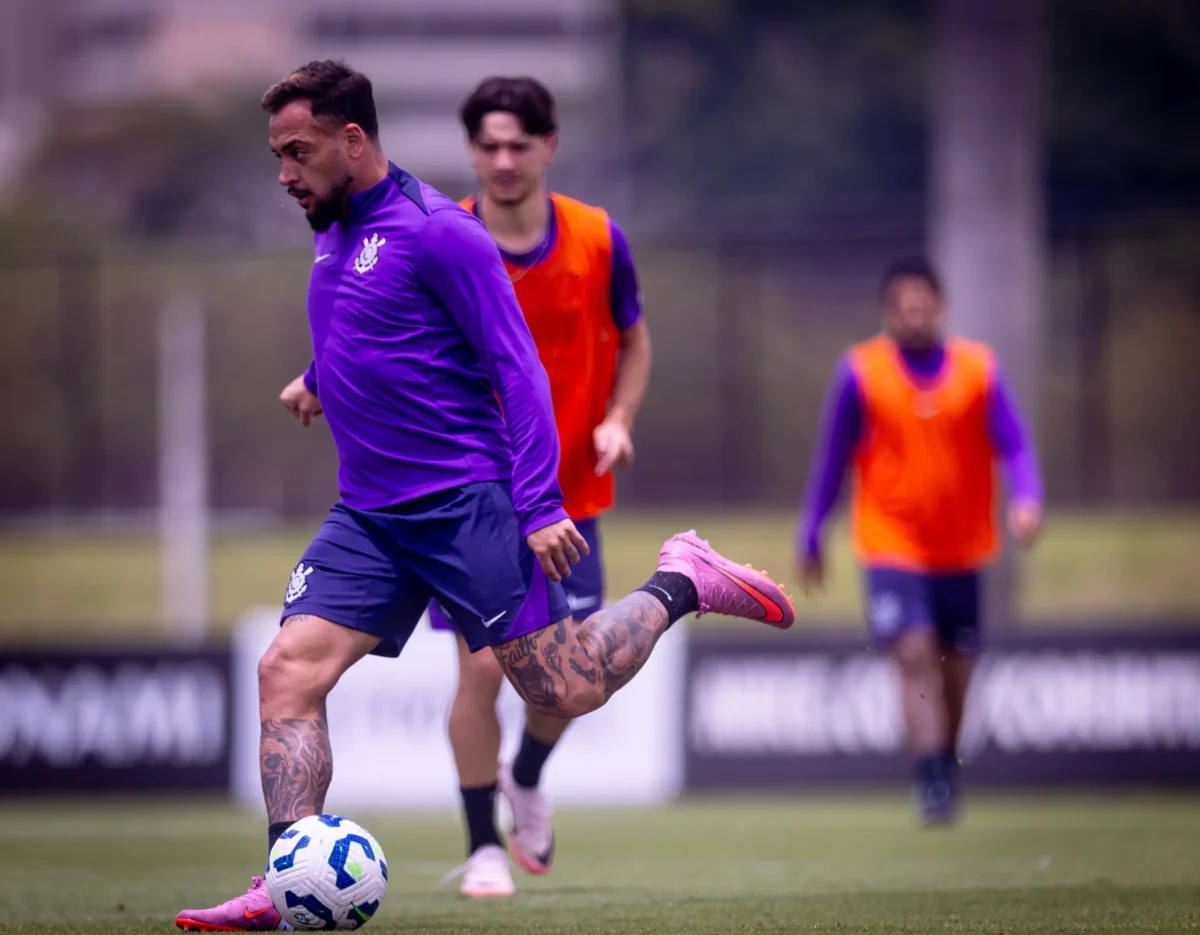 Hugo Souza Fora: Corinthians Finaliza Treinos para Confronto Contra o Ceará