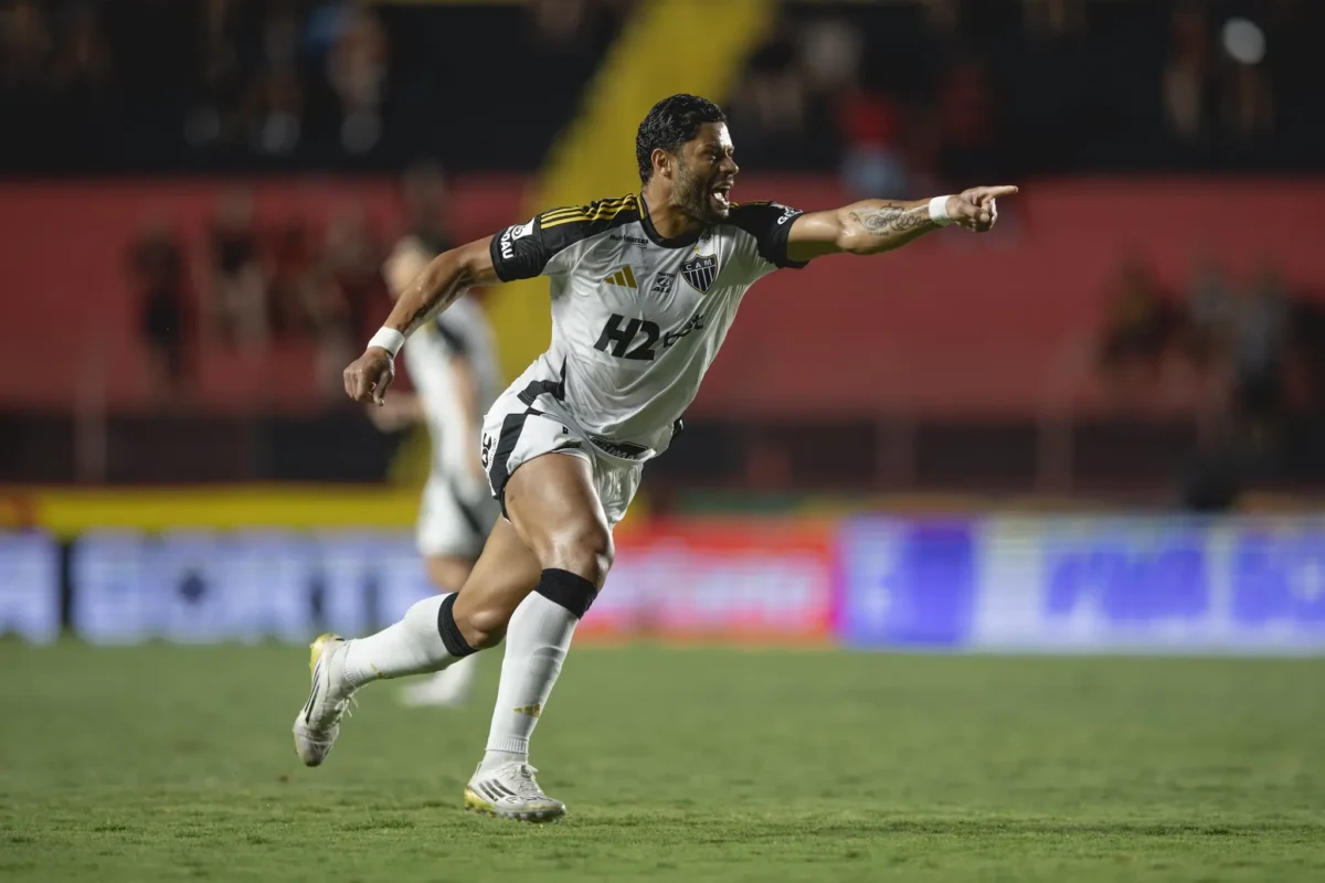 Hulk Brilha com Gol e Duas Assistências na Virada do Atlético-MG: "Feliz em Voltar a Jogar Leve e com Confiança"