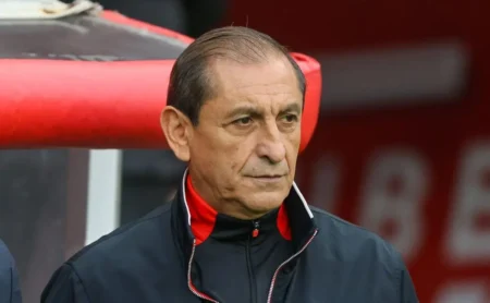 Internacional x Vasco: Ramón Díaz com força total para o clássico