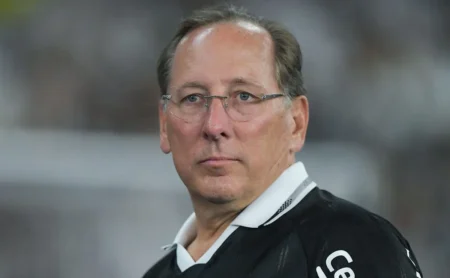 John Textor tem interesse em Guillermo Maripán, zagueiro do Torino, para o Botafogo