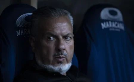 José Boto: O Português que Incendeia a Ira do Palmeiras José Boto: O Português que Incendeia a Ira do Palmeiras