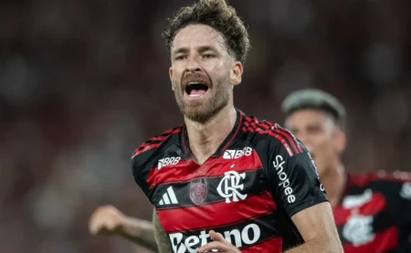 Léo Pereira Repreende Invasão ao Ônibus do Flamengo: "Não é a Melhor Maneira"