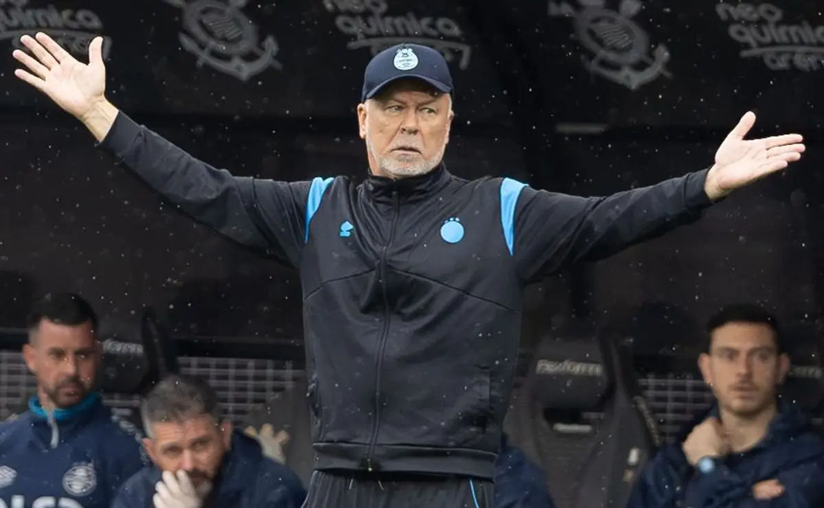 Mano Menezes Vê Grêmio Derrotado Pelo Corinthians no Brasileirão Betano Mano Menezes Vê Grêmio Derrotado Pelo Corinthians no Brasileirão Betano