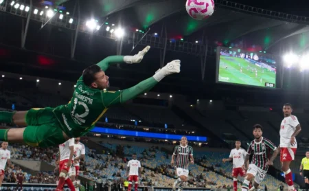 Maracanã: Proposta de R$ 55 Milhões Desafia Exigências de Fluminense e Flamengo