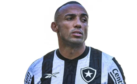 Marçal reafirma desejo de renovar com o Botafogo e detalha planos de aposentadoria