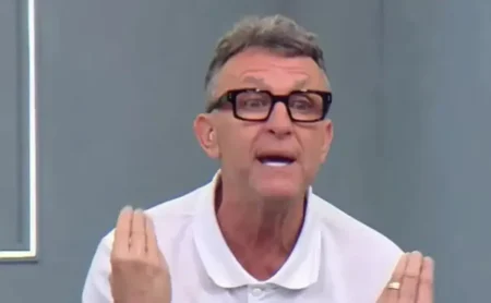 Neto adverte o Flamengo: Palmeiras tem sempre um coelho na cartola Neto adverte o Flamengo: Palmeiras tem sempre um "coelho na cartola"