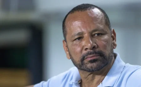 Neymar pai se pronuncia antes de Santos x Sport no Brasileirão: Hoje é por amor a essa camisa Neymar pai se pronuncia antes de Santos x Sport no Brasileirão: "Hoje é por amor a essa camisa"