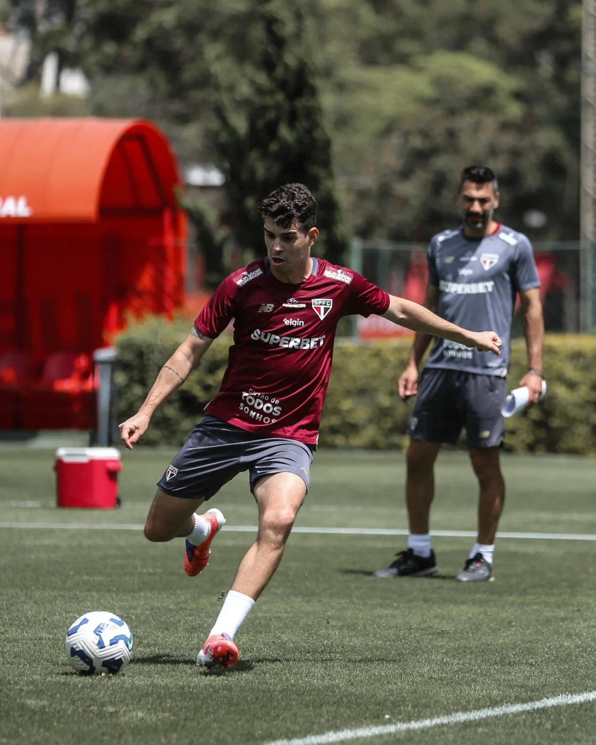 Oscar, do São Paulo, à beira da aposentadoria após susto em exame: "Chance é de 99%"