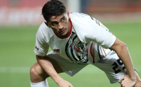 Pablo Maia Preocupa São Paulo: Risco de Sérião Lesão Será Avaliado Pablo Maia Preocupa São Paulo: Risco de Sérião Lesão Será Avaliado