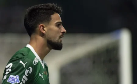Palmeiras chama Flaco López para conversa após clássico sem gols, informa ESPN