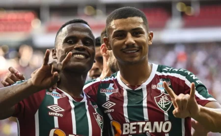 Palmeiras eleva valor e dificulta chegada de Arias ao Flamengo