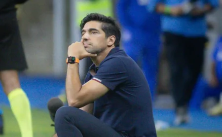 Palmeiras com 11,9% de chances de título após empate com Grêmio e avanço do Flamengo Palmeiras com 11,9% de chances de título após empate com Grêmio e avanço do Flamengo