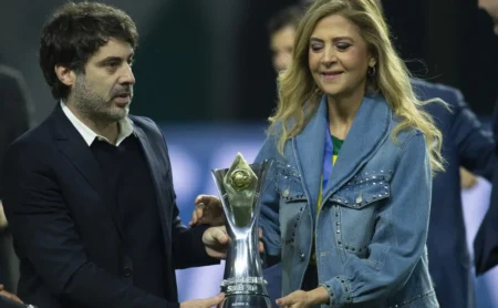 Palmeiras: Decisão Ousada Ignora Copa do Brasil e Foca Total no Brasileirão Antes da Final da Libertadores