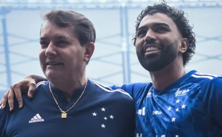 Pedrinho BH deseja Gabigol mais protagonista em 2026 para justificar alto salário no Cruzeiro Pedrinho BH deseja Gabigol mais protagonista em 2026 para justificar alto salário no Cruzeiro