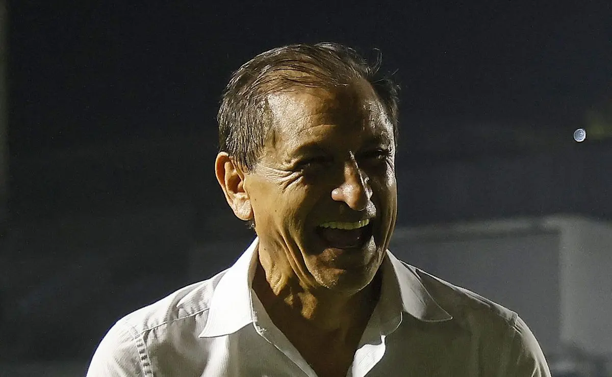 Ramon Díaz convoca Bruno Henrique e Alan Rodríguez como reforços para enfrentar o Ceará Ramon Díaz convoca Bruno Henrique e Alan Rodríguez como reforços para enfrentar o Ceará