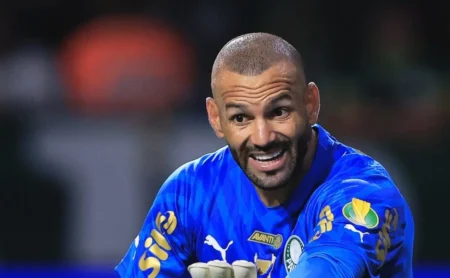 Recuperação de Weverton surpeende e Palmeiras pode contar com goleiro antes da final da Libertadores