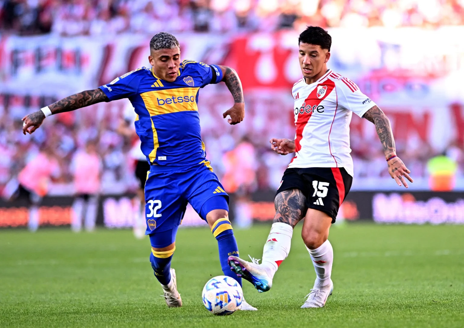 River Plate e Boca Juniors em má fase: duelo decisivo pela Libertadores e análise da crise