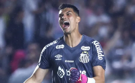 Santos busca ampliar invencibilidade na Vila Belmiro contra o Mirassol e se afastar do Z-4