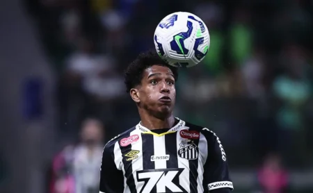 Santos em Alerta: Souza Recebe Sondagens Fortes e Saída é Possível na Próxima Janela Santos em Alerta: Souza Recebe Sondagens Fortes e Saída é Possível na Próxima Janela