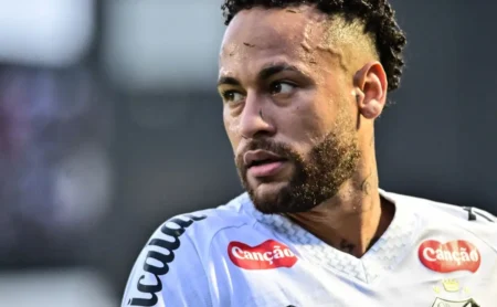 Santos: Reação contra o Flamengo expõe menor número de gols sofridos sem Neymar Santos: Reação contra o Flamengo expõe menor número de gols sofridos sem Neymar