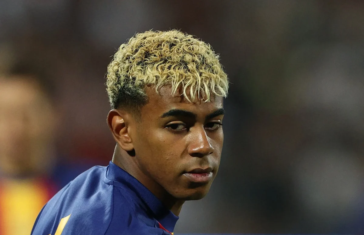 Seleção Espanhola Questiona Procedimento "Invasivo" que Afeta Yamal