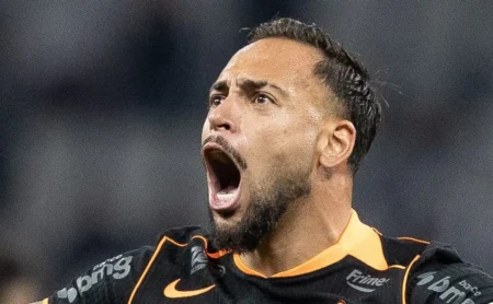 Shakhtar Exige Pagamento à Vista, e Corinthians Enfrenta Dificuldades na Compra de Maycon, Aponta Portal Shakhtar Exige Pagamento à Vista, e Corinthians Enfrenta Dificuldades na Compra de Maycon, Aponta Portal