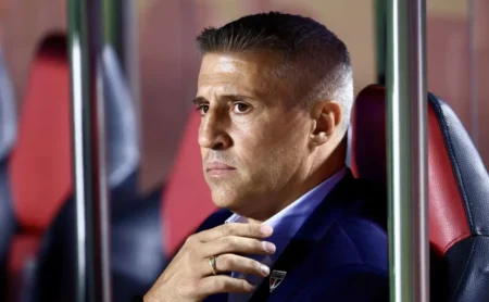 São Paulo busca reescrever o placar em clássicos, mantendo invencibilidade contra o Corinthians em 2025.