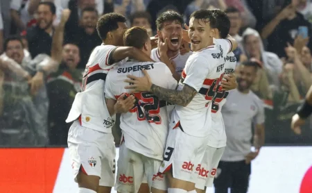 São Paulo em Alerta: Desfalques Preocupantes e Dúvida sobre Ferreirinha para o Jogo contra o Fluminense