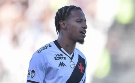 Tchê Tchê avalia fase do Vasco e celebra momento pessoal na reta final do Brasileirão