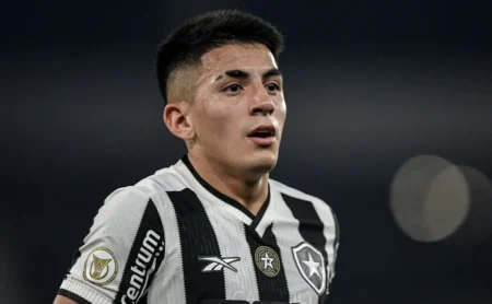 Thiago Almada Expõe Verdade sobre sua Passagem no Botafogo, Emocionado: "Grande Desafio"