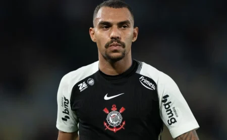 Timão: Cinco Jogadores Pendurados Contra o Botafogo na Neo Química Arena