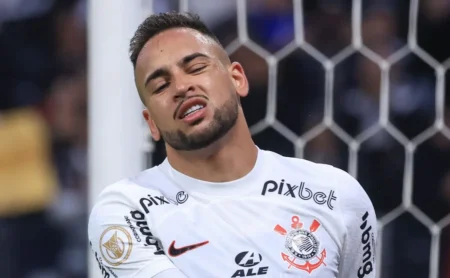 Torcida do Corinthians Elabora ‘Lista de Dispensa’ para 2026, Incluindo Maycon, Félix Torres, Romero e Mais Dez Jogadores Torcida do Corinthians Elabora 'Lista de Dispensa' para 2026, Incluindo Maycon, Félix Torres, Romero e Mais Dez Jogadores