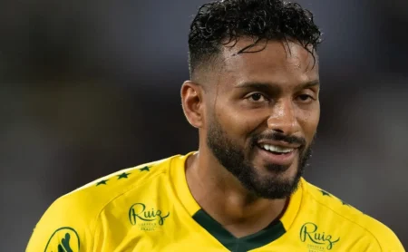 Vasco de olho em Reinaldo: atacante do Mirassol em destaque e possível alvo