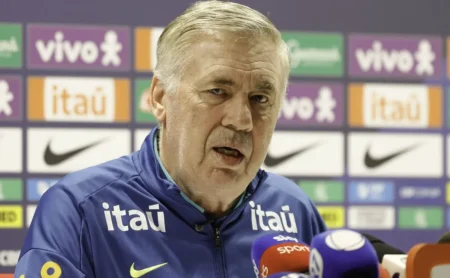 Vitor Roque em Risco: Ancelotti Ameaça Planos do Palmeiras Contra o Vitória