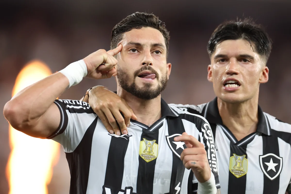 Vitória em casa garante vaga do Botafogo na Libertadores; confira os cálculos