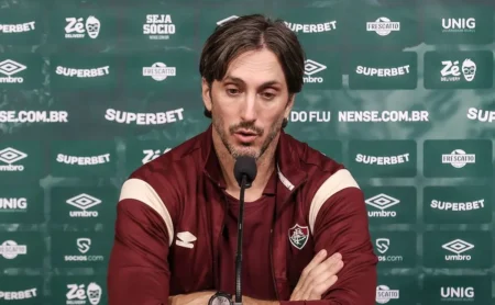 Zubeldía aponta falhas do Fluminense que custaram a vitória contra o Cruzeiro: "Houve um desequilíbrio".