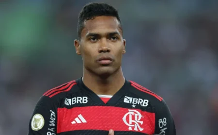 Alex Sandro confessa nervosismo com decisão contra o PSG e aposta no Flamengo na final