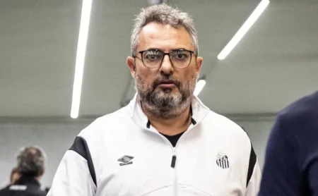 Alexandre Mattos define 3 reforços para elevar o nível do Santos