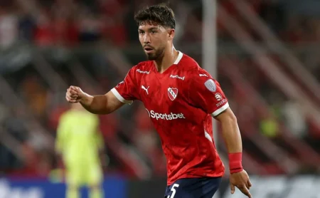 Alexandre Mattos age rápido: Santos reatua contato com o Independiente-ARG por Felipe Loyola Alexandre Mattos age rápido: Santos reatua contato com o Independiente-ARG por Felipe Loyola