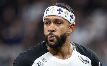 André Ramalho minimiza atitude de Memphis em final: Não é motivo para drama André Ramalho minimiza atitude de Memphis em final: "Não é motivo para drama"