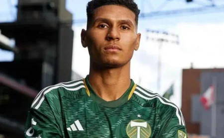 Antony Alves, destaque na MLS, avalia proposta do Santos para 2026